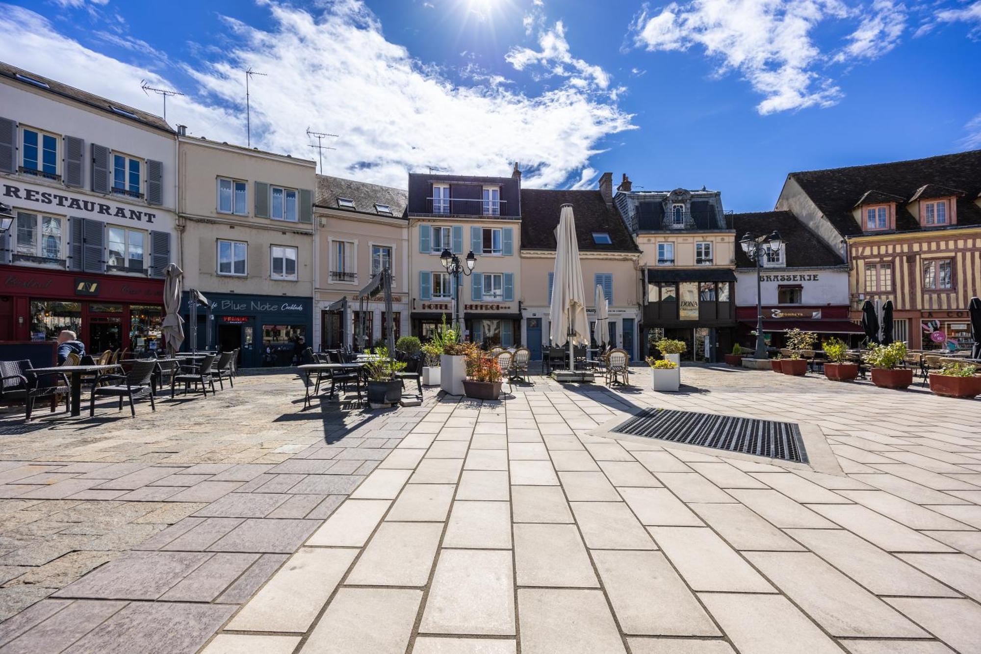 Hotel Le Beffroi Dreux Exteriér fotografie