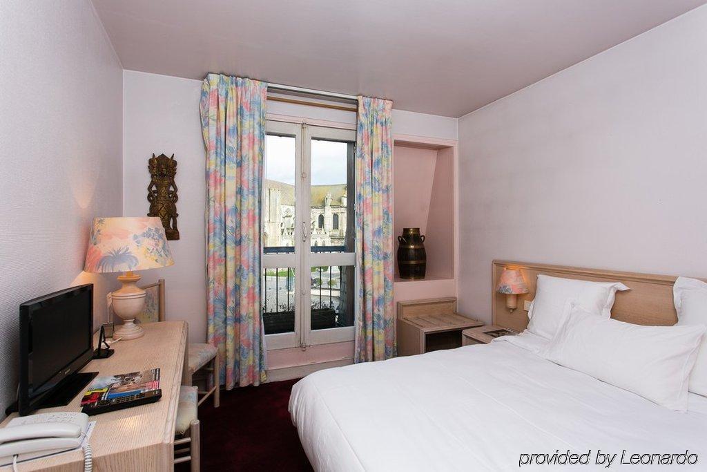 Hotel Le Beffroi Dreux Exteriér fotografie