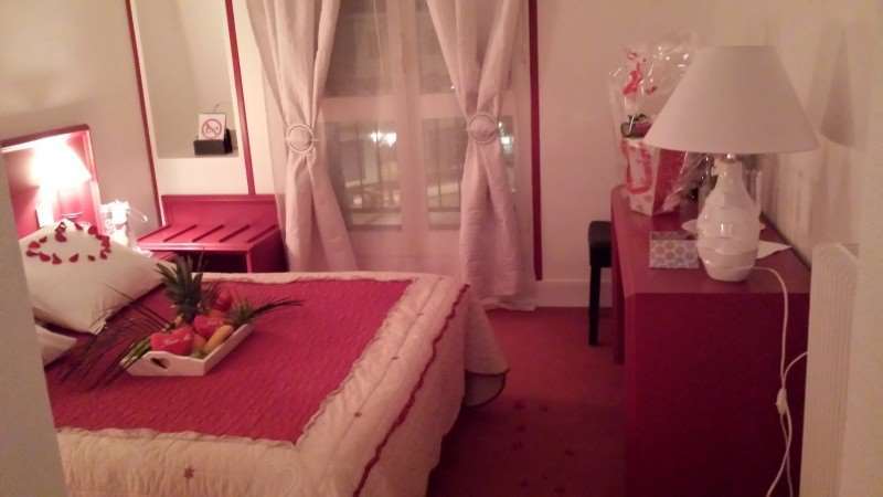 Hotel Le Beffroi Dreux Pokoj fotografie